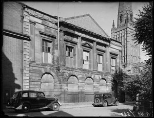 County Hall, Cuckoo Lane, Coventry door George Bernard Mason