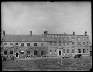 Tuesday Market Place, Kings Lynn, Kings Lynn en West Norfolk, Norfolk door George Bernard Mason