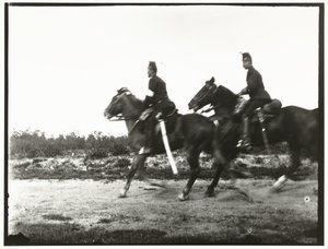Gele Rijders van de artillerie te paard door George Hendrik Breitner