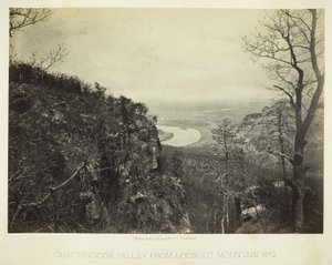 De vallei van Chattanooga vanaf Lookout Mountain, nr. 2 door George N. Barnard