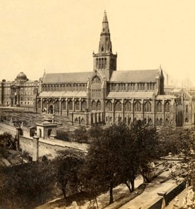 Kathedraal van Glasgow - Vanuit het zuidoosten, midden-late 19e eeuw, c1912 door George Washington Wilson