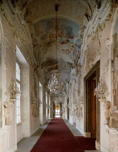 Barokkunst: uitzicht op de Spiegelzaal van het kasteel van Ludwigsburg
