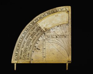 Messing wijzerplaat met schuifregelaar gemaakt in Duitsland. Dim. straal 12,2 cm. 14e eeuw Florence, istituto e museo di storia delle scienze