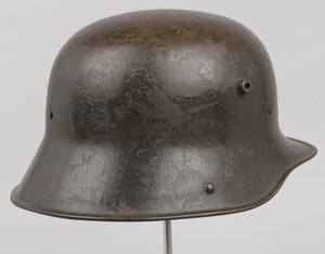 Duitse stalen helm of Stahlhelm, ca. 1916