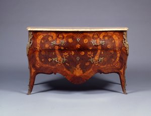 Een van een paar marqueterie en parket commodes, ca. 1765 door German School