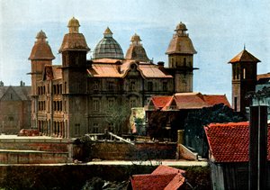 Paleis van de ex-eerste minister en de kazerne van de mariniers, Madagaskar, eind 19e eeuw door Gillot