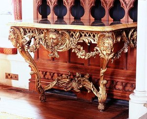 Pier tafel van Norfolk House