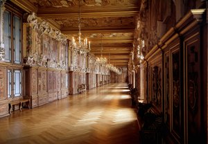 Renaissance architectuur: uitzicht op de galerij van François I in het kasteel van Fontainebleau gemaakt door Rosso Fiorentino met de samenwerking van Primaticcio vanaf 1523. Seine en Marne
