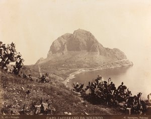 Uitzicht op Capo Zafferano vanuit Solunto, Palermo door Giuseppe Incorpora