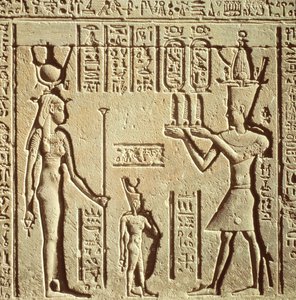 Reliëf dat een farao toont die een offer brengt aan Hathor, uit het Romeinse Geboortehuis, of Mammisi, ca. 125 v.Chr.-60 n.Chr.