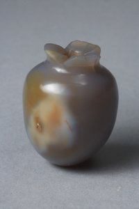 Hellenistisch vaartuig in de vorm van een vrucht (chalcedoon) door Greek