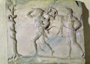 Tablet die Hercules toont die de Delphische drievoet voor Apollo wegdraagt (marmer)