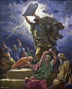 Mozes vindt het Joodse volk dat het gouden kalf aanbidt en breekt de tafelen van de wet - Mozes breekt de tafelen van de wet - Gustave Dore (1832-1883)