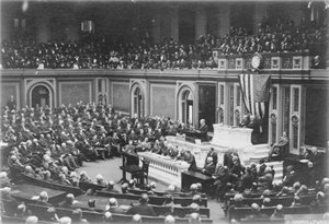 President Woodrow Wilson spreekt het Congres toe, ca. 1917