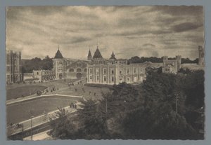 Vue generale des Etablissements door Helio Cachan