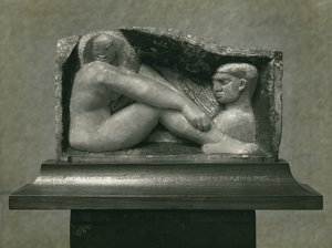 Odalisque (Man en Vrouw) 1912-13 (albast) door Henri Gaudier Brzeska