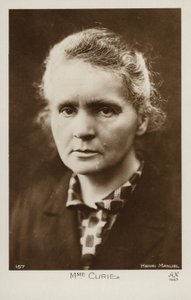 Marie Curie (1867-1934), Pools natuur- en scheikundige (z/w foto) door Henri Manuel