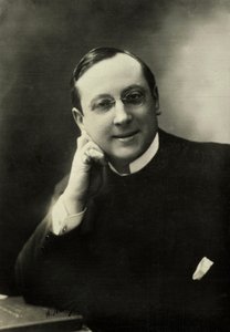 Portret van Andre De Lorde (foto) door Henri Manuel