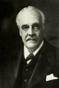 Portret van Lord Arthur Balfour (foto) door Henri Manuel