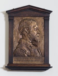 Plaquette met Heywood Sumner, Ontwerper