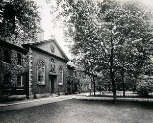 De almshouses van de ijzerhandelaren, Kingsland Road, Shoreditch