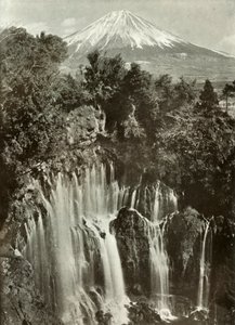 Fuji en de Shira-Ito-waterval, 1910 door Herbert Ponting