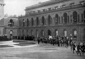 Begrafenisstoet van Koningin Victoria vertrekt van Osborne House, Isle of Wight, 1 februari 1901 door Hughes and Mullins