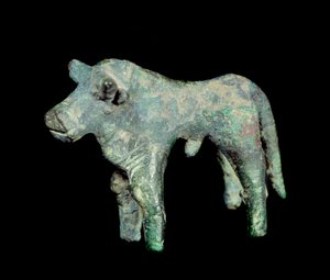 Iberische beschaving: bronzen stier. Parijs, Musee Picasso door Iberian Iberian