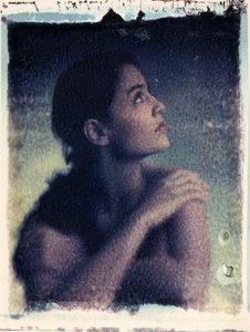 Profiel van een contemplatieve vrouw