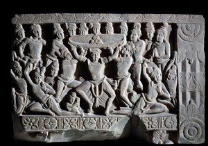 Aanbidding van de tulband (fragment van reliëf, 225-325) door Indian School