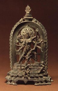 Tirthankara Parsvanatha, Maitraka, Akota, Gujarat (brons) door Indian School