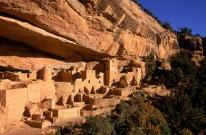 Mesa Verde is een Nationaal Park in de Verenigde Staten, gelegen in de zuidwestelijke hoek van Colorado door Ira Block
