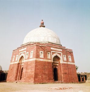 Mausoleum van Ghiyathud-din Tughluq, Tughluqabad, 1321-25