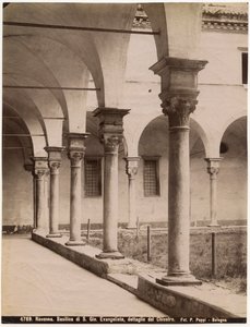 Klooster in de kerk van Sint Jan Evangelist, Ravenna, Emilia-Romagna, Italië, foto door Pietro Poppi, Bologna, ca. 1900