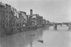 Florence, Uitzicht op de Arno met de S Trinita Brug
