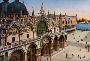 Venezia / Venetië: gevel van de basiliek gezien vanaf de Torre dell
