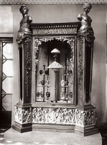 Vitrine, Officina Profumo, Farmaceutica di Santa Maria Novella, Florence, Italië door Italian Photographer