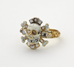 Memento mori ring
