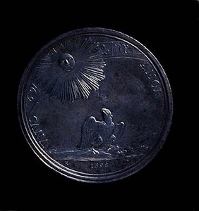 Keerzijde van een portretmedaille van Anna Isabella van Mantua met adelaar die de zon observeert, geslagen in 1698