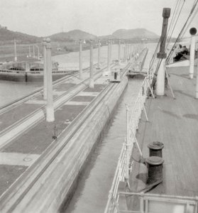SS Orbita, Panamakanaal, Panama, 20e eeuw door J. Dearden Holmes