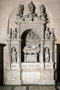 Grafmonument ter ere van kardinaal Girolamo Basso Della Rovere (marmeren sculptuur) door Jacopo Sansovino