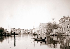 Boot op het kanaal, Dordrecht, Nederland, 1898 door James Batkin