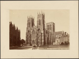 York Minster, westelijke voorkant