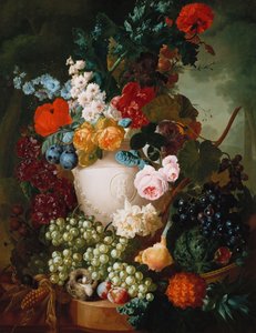 Rozen, klaprozen en andere bloemen in een gebeeldhouwde vaas met fruit, een muis en een vogelnest op een stenen richel door Jan van Os