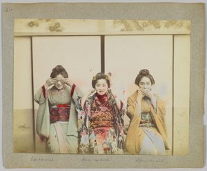 Zie geen kwaad, hoor geen kwaad, spreek geen kwaad door Japanese Photographer