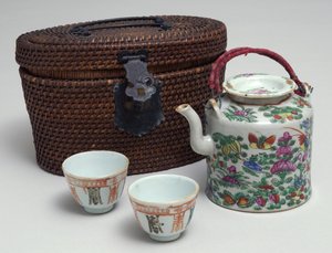 Japans theeservies met rieten draagtas, ca. 1850