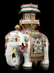 Kakiemon-stijl olifant