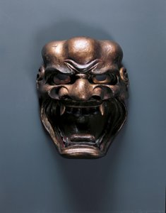 No-theatermasker door Japanese School