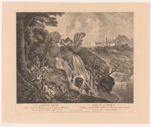 Rustende figuren bij een waterval