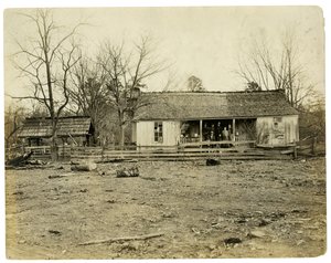 Een huis in Arkansas 40 mijl van een spoorweg